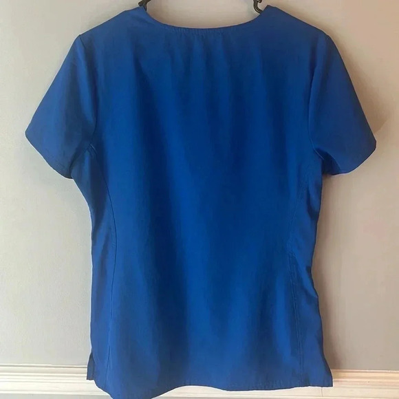 Heart soul Women’s royal blue scrub top size Small petite - Picture 2 of 3